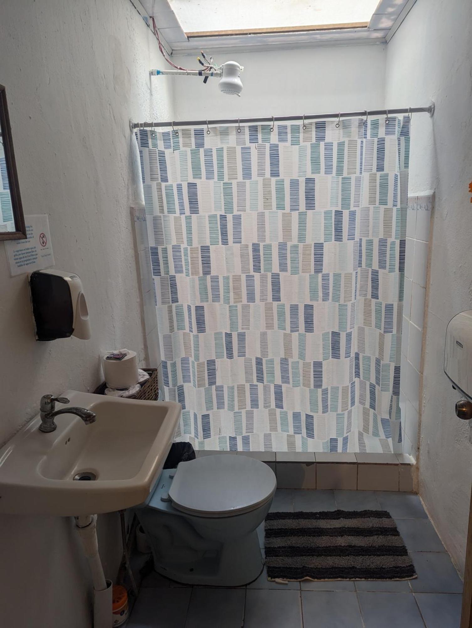 Tasty Dayz Hostel Puerto Viejo de Talamanca 外观 照片