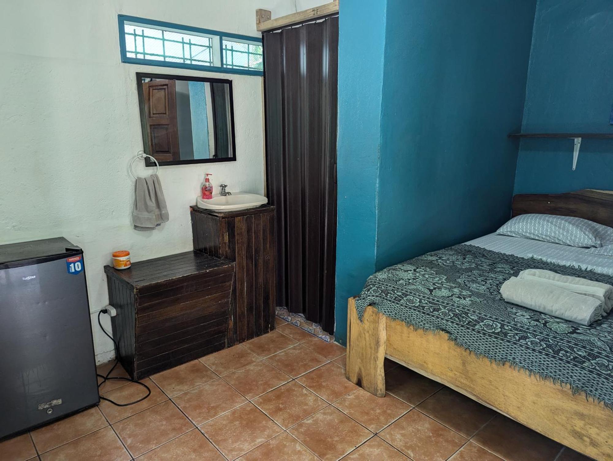 Tasty Dayz Hostel Puerto Viejo de Talamanca 外观 照片