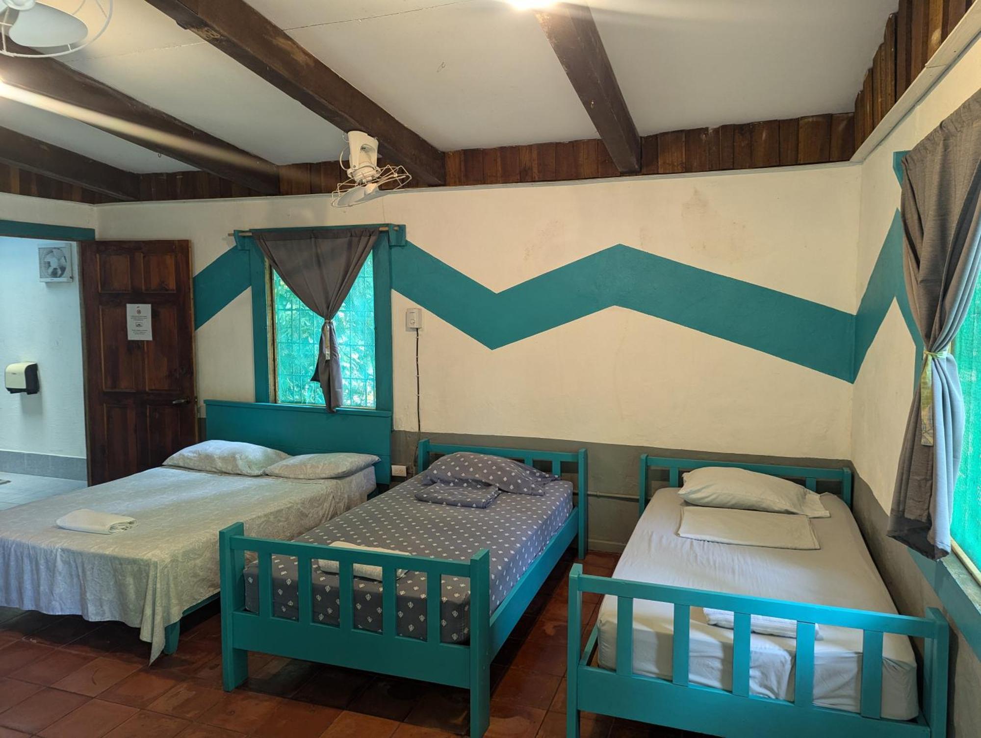 Tasty Dayz Hostel Puerto Viejo de Talamanca 外观 照片