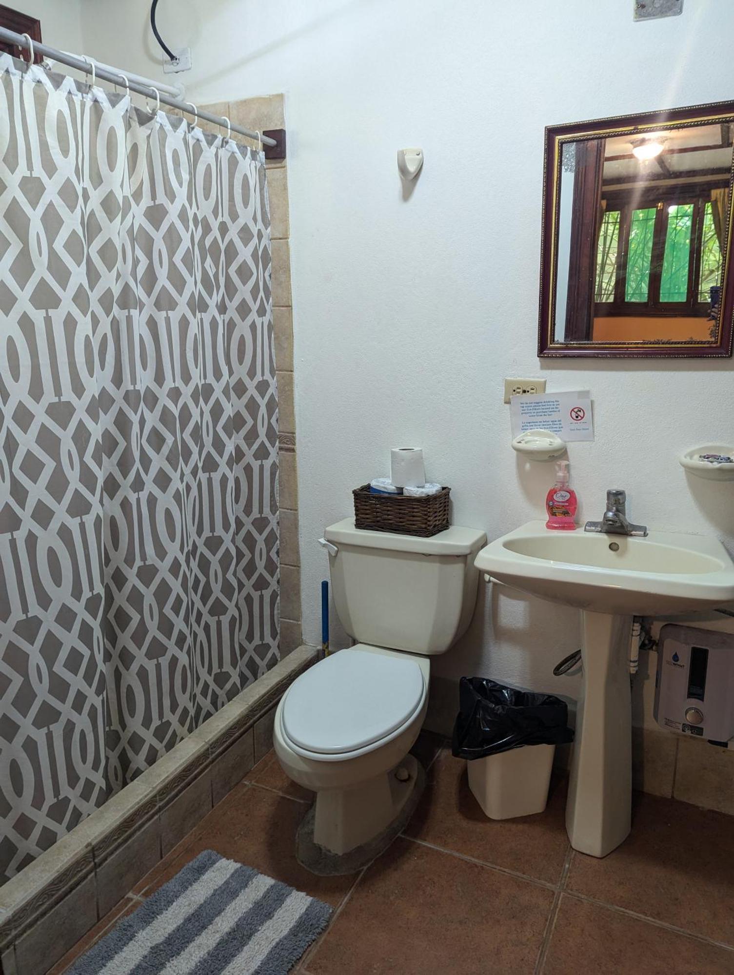 Tasty Dayz Hostel Puerto Viejo de Talamanca 外观 照片