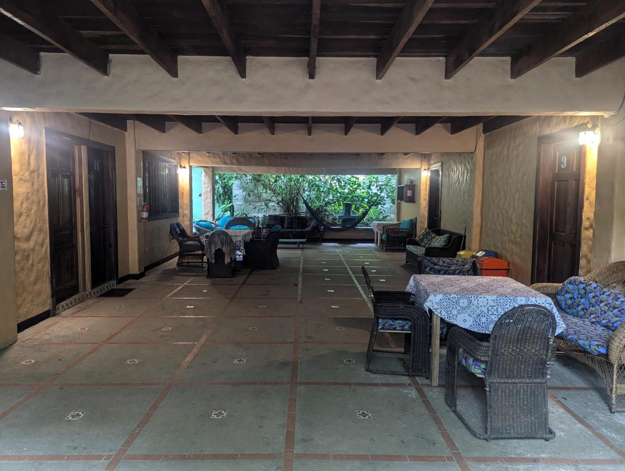 Tasty Dayz Hostel Puerto Viejo de Talamanca 外观 照片