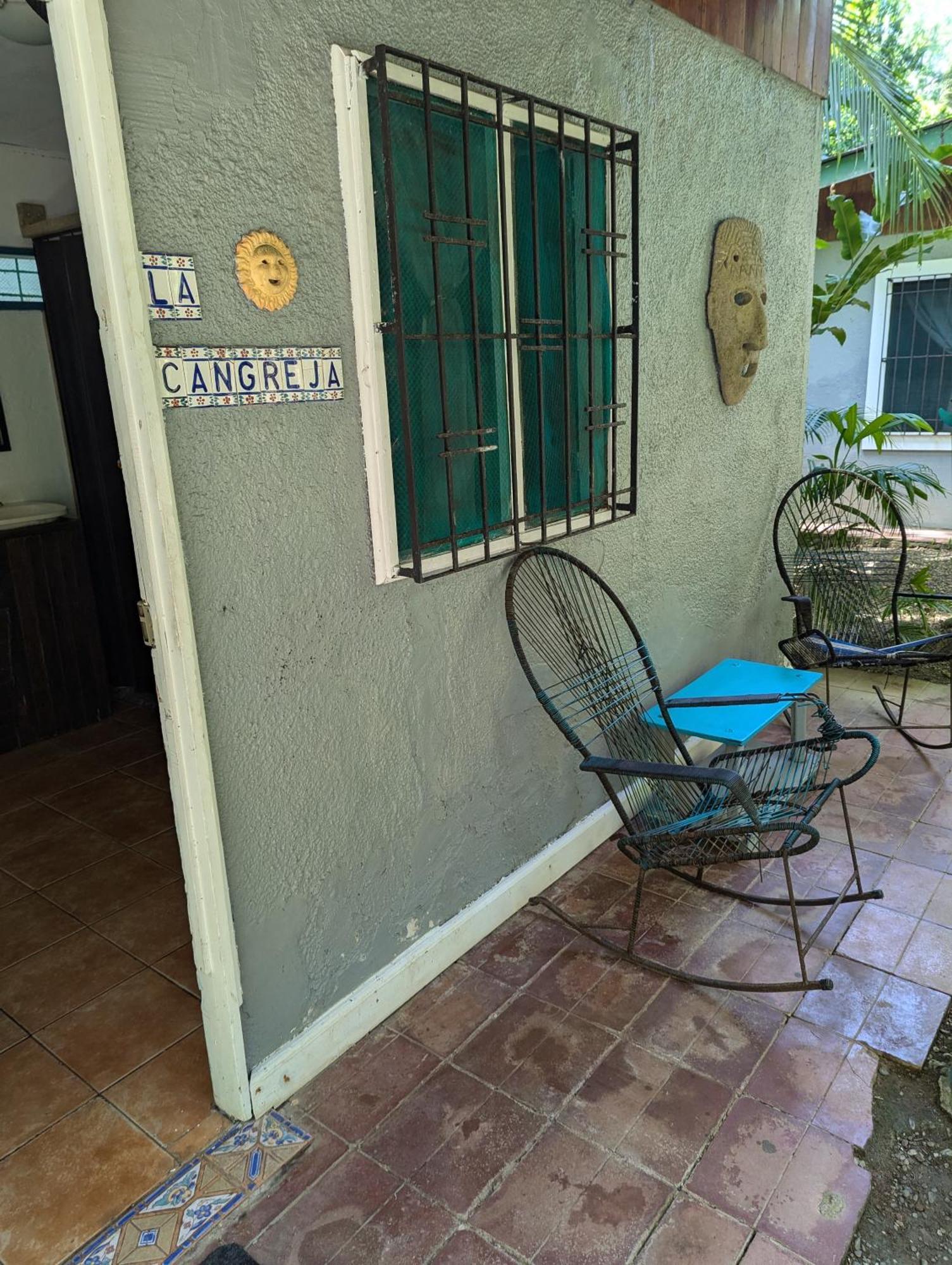 Tasty Dayz Hostel Puerto Viejo de Talamanca 外观 照片