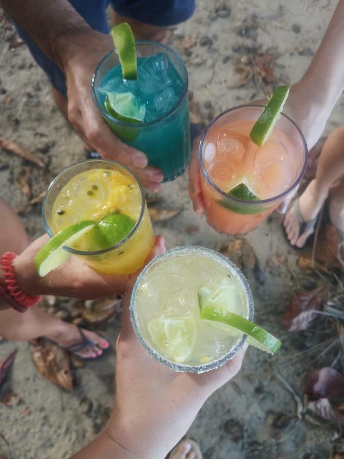 Tasty Dayz Hostel Puerto Viejo de Talamanca 外观 照片