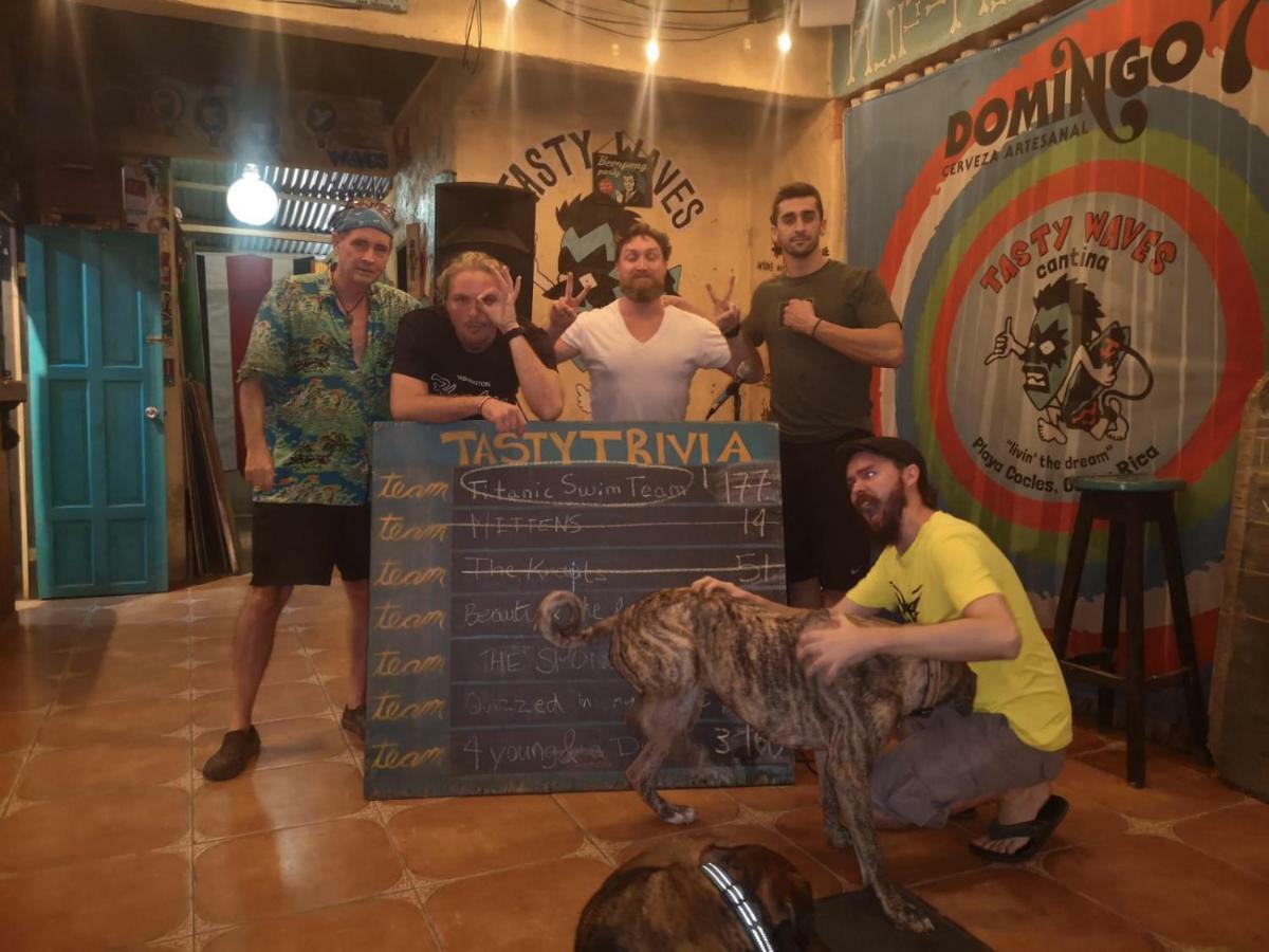 Tasty Dayz Hostel Puerto Viejo de Talamanca 外观 照片